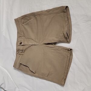 American Eagle Khaki Shorts Sz 8